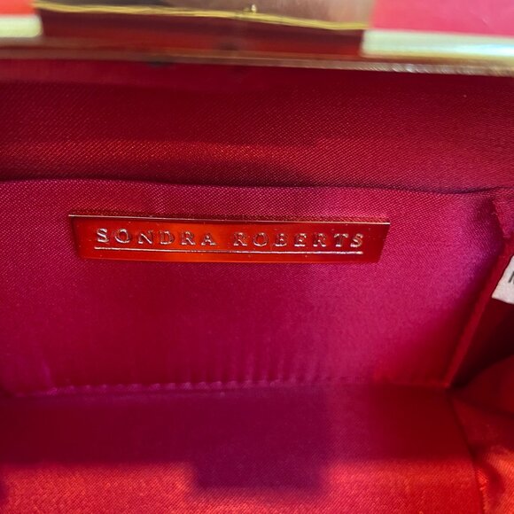 Vintage Sondra Roberts Red Clutch Purse evening With Gold Chain & Embellishment - Picture 5 of 12